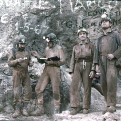 Primeres fotos a les Coves