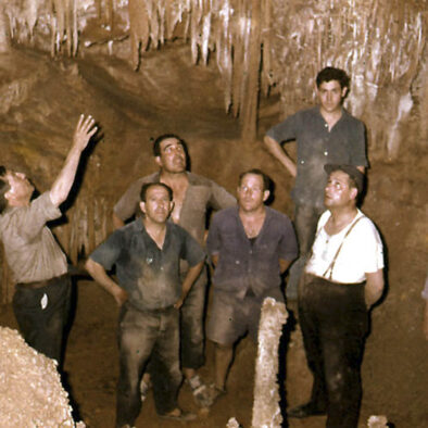 Primeres fotos a les Coves